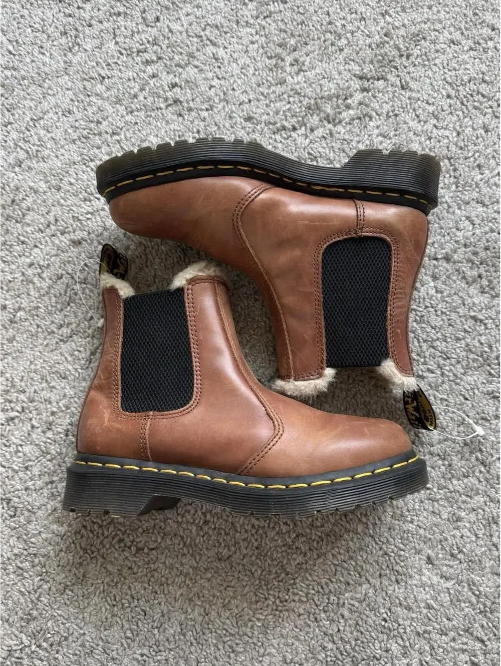 Dr Martens Women’s Sz 5 2976 Leonore‎ Faux Fur Lined Chelsea Boot Brown